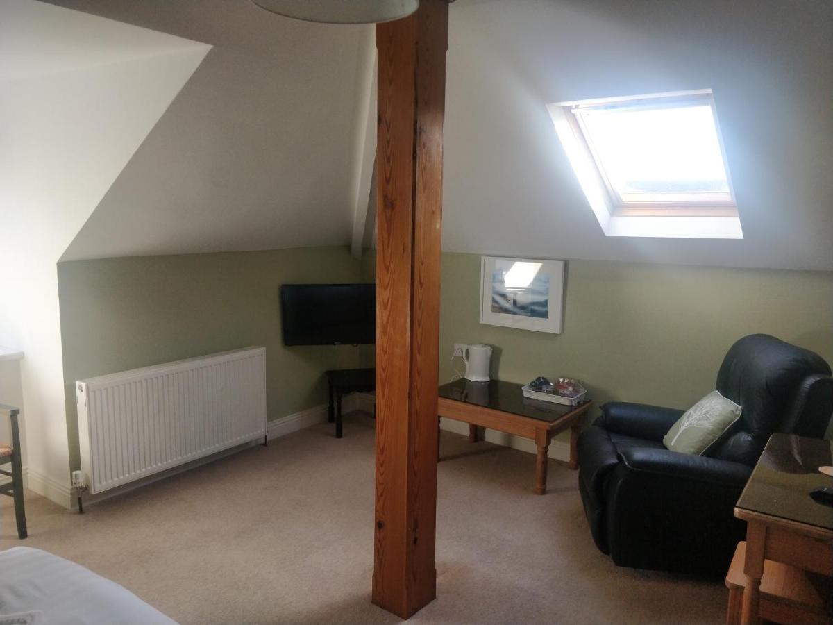 Avonmore House Guest Accommodation Youghal Eksteriør billede