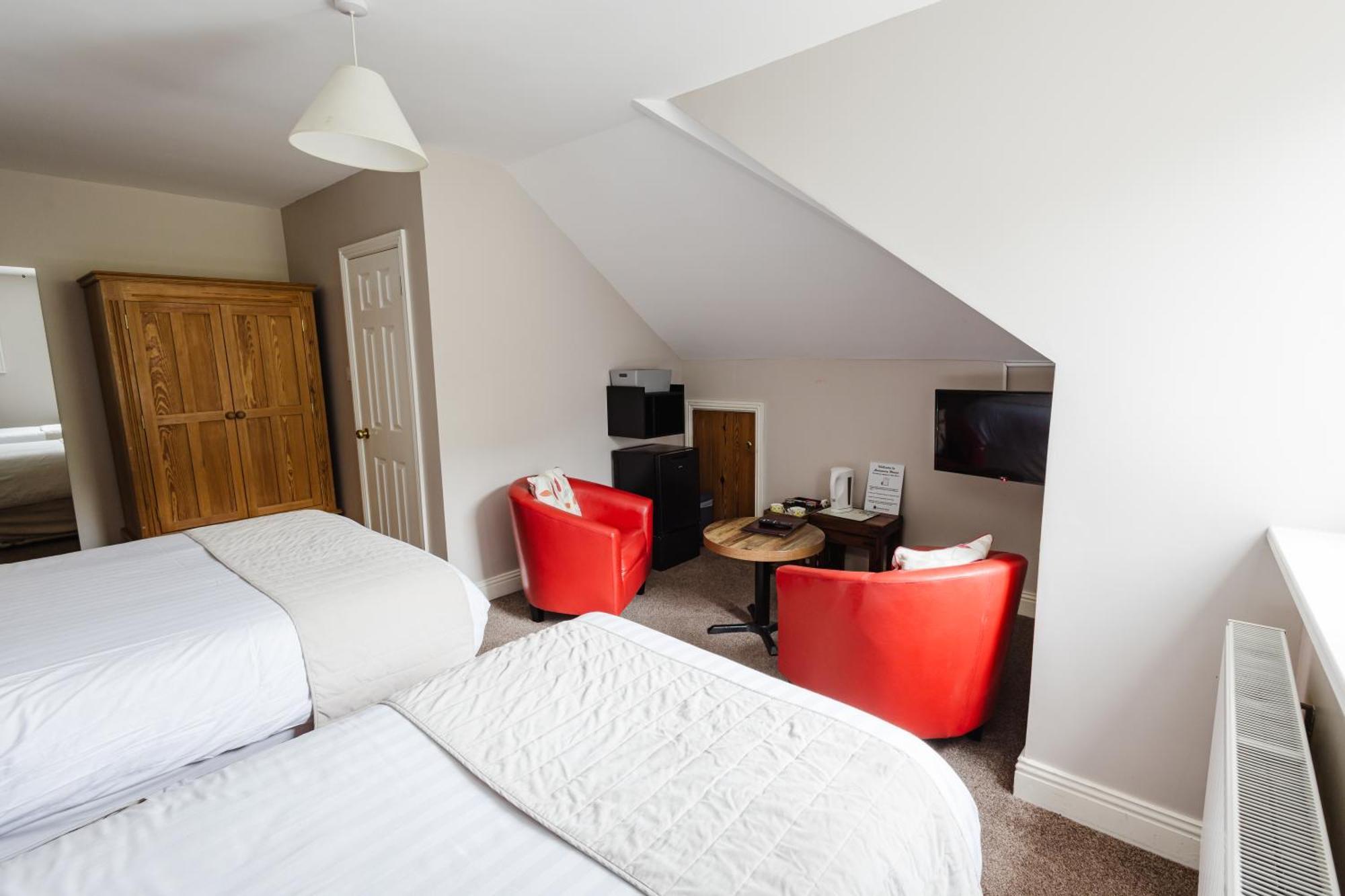 Avonmore House Guest Accommodation Youghal Eksteriør billede